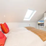 Apartment Sunside #4 *